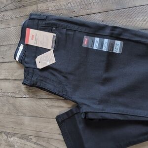Levi's Woman's Black Skinny Jeans